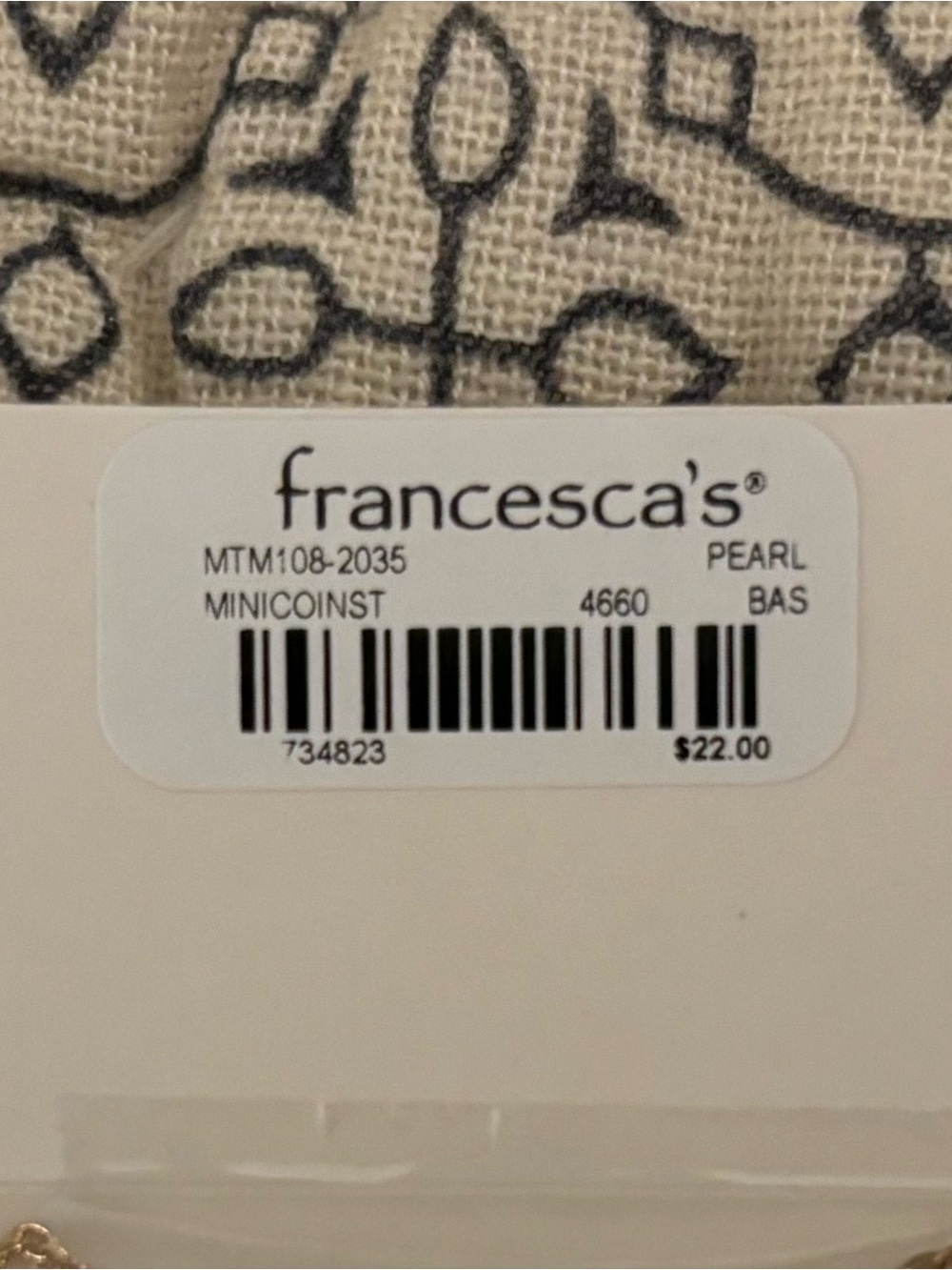 Francesca's Collections Gold and White Freshwater Pearl Double-Layer Choker - Picture 4 of 4